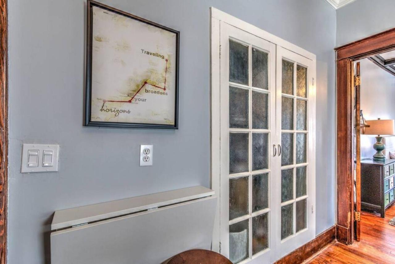 Classic Woodwork And Details In 1912 Colonial Μέμφις Εξωτερικό φωτογραφία